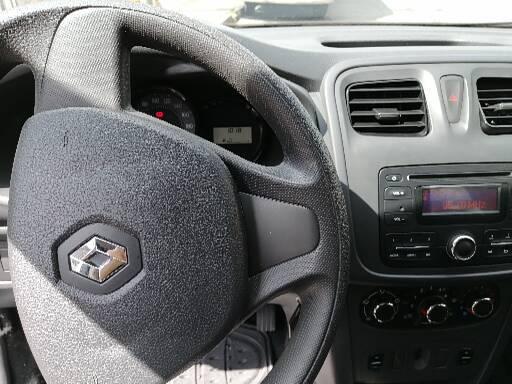 Renault Logan • 2018 • 48,562 km 4