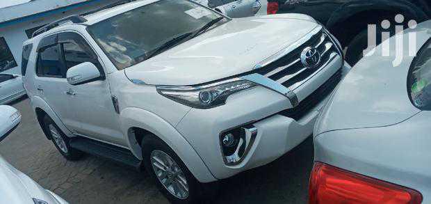 Toyota Fortuner • 2016 • 40,235 km 2