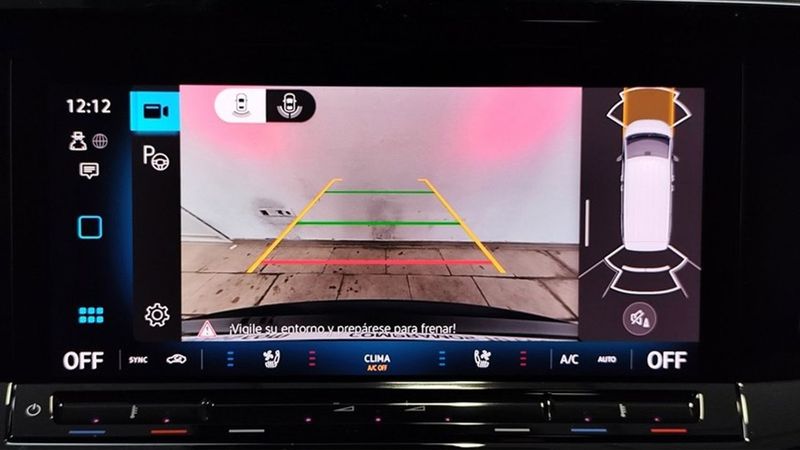 Volkswagen Multivan • 2024 • 3,979 km 10