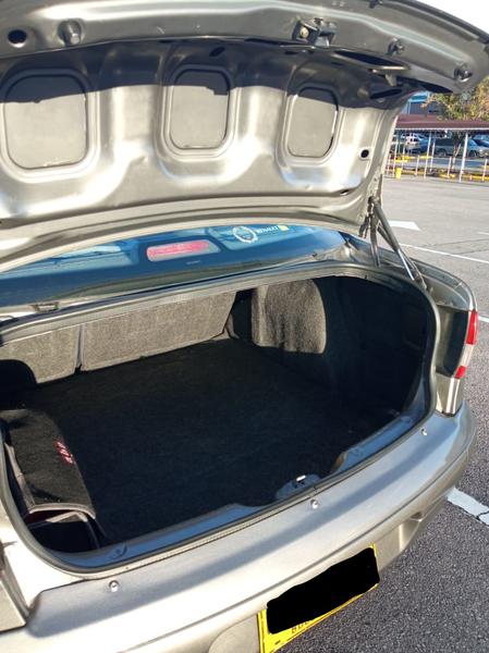 Renault Mégane • 2008 • 186,000 km 5