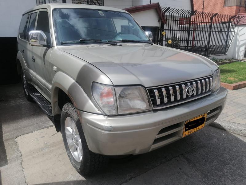 Toyota Land Cruiser • 2004 • 204,809 km 1