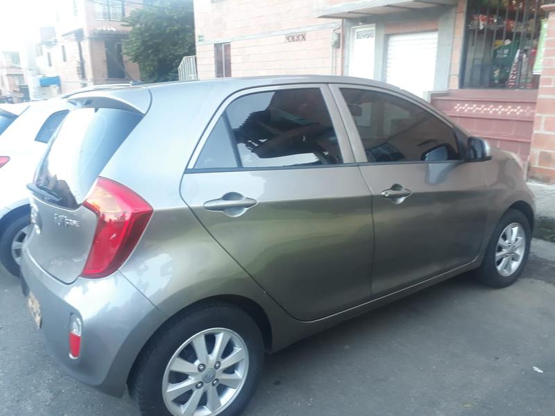 Kia Picanto • 2012 • 106,000 km 4