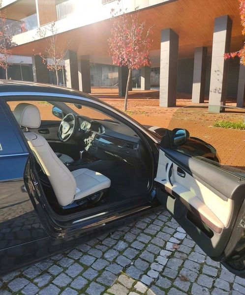 BMW 3 Series • 2011 • 153,000 km 2