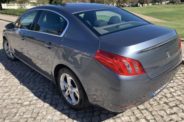 Peugeot 508 • 2011 • 200,000 km 2