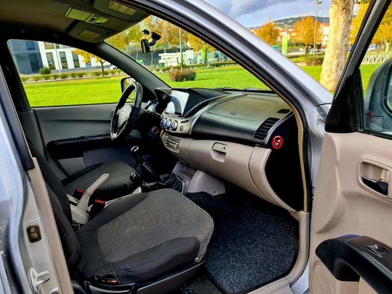Mitsubishi L200 Pick up • 2007 • 25,674 km 5