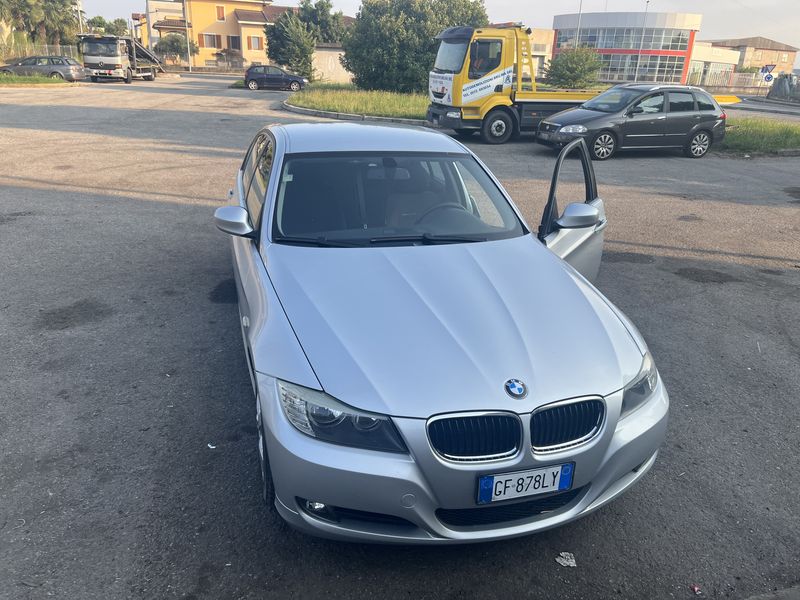 BMW 3 Series • 2009 • 230,000 km 4
