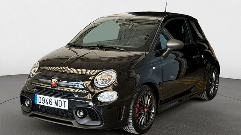 Fiat 500 • 2023 • 4,804 km 1