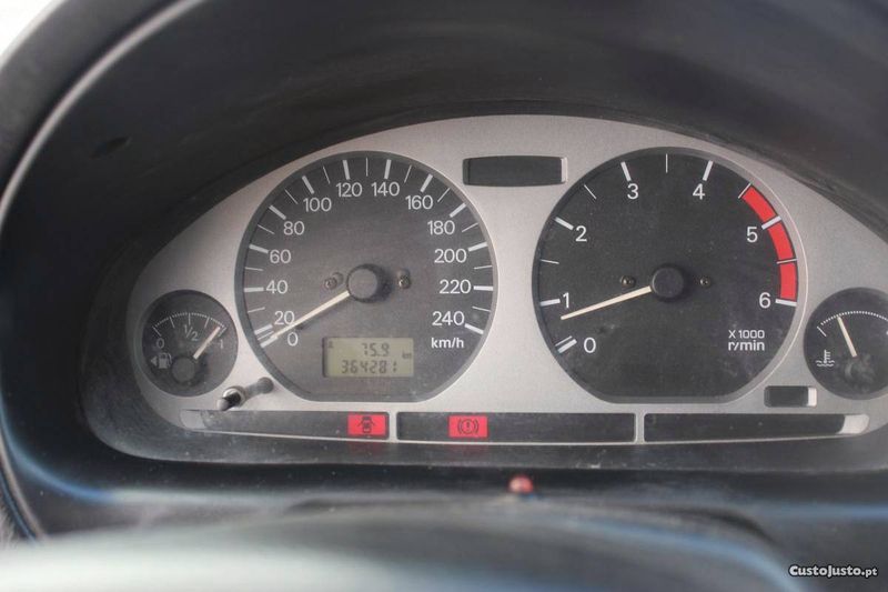 Mitsubishi Carisma • 2004 • 250,000 km 5