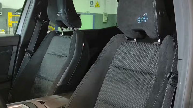 Renault Espace • 2023 • 26,578 km 7