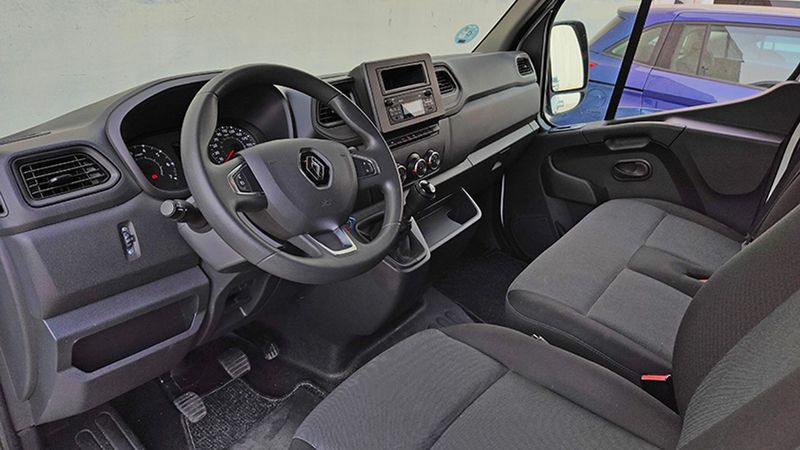 Renault Master • 2021 • 30,722 km 5