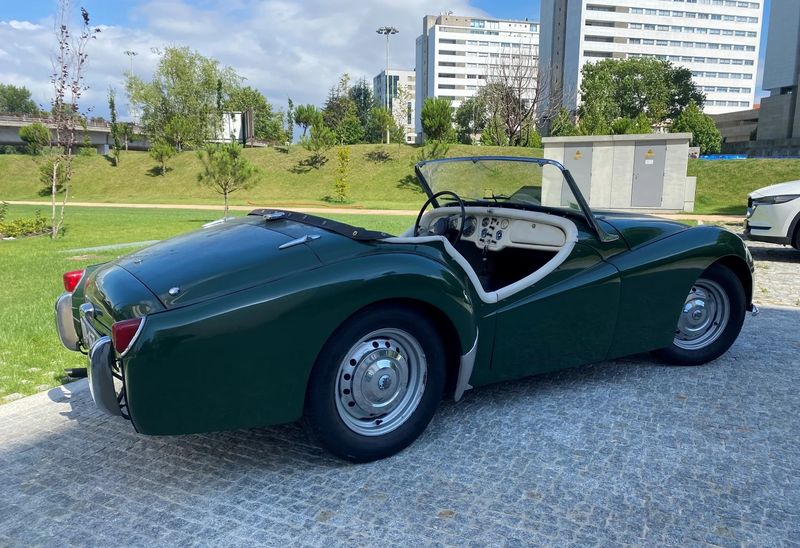 Spyker C8 • 1957 • 67,000 km 2