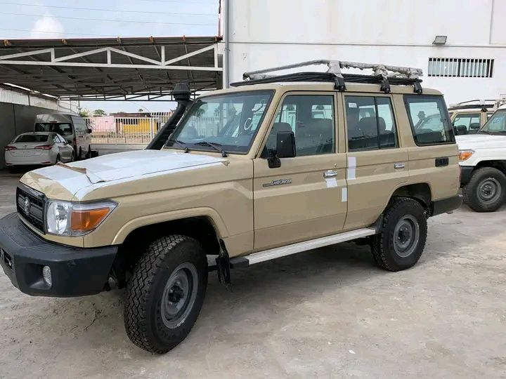 Toyota Land Cruiser • 2019 • 0 km 1