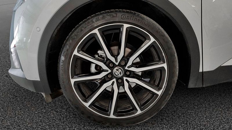 Toyota C-HR • 2024 • 16,484 km 15