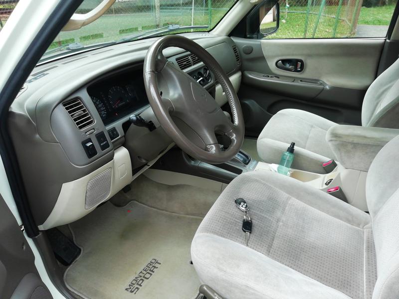 Mitsubishi Space Star • 2000 • 235,868 km 2