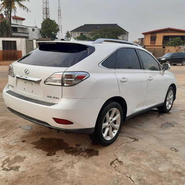 Lexus RX • 2010 • 2,150 km 4