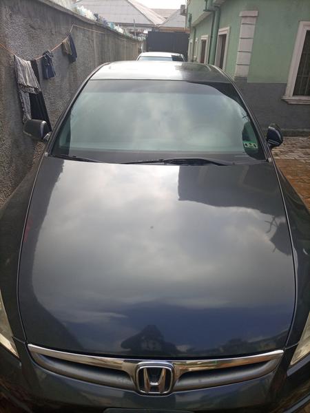 Honda Accord • 2006 • 193,226 km 4