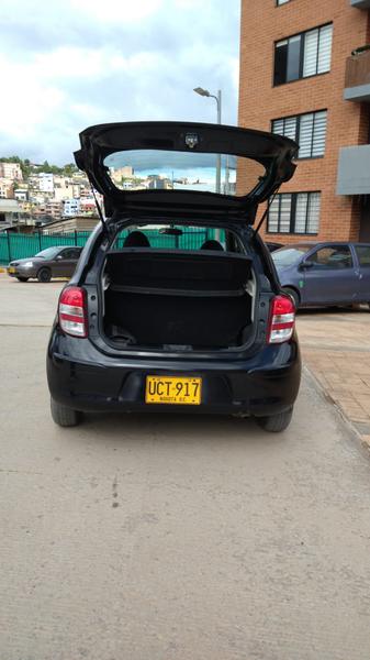 Nissan March • 2015 • 48,158 km 3