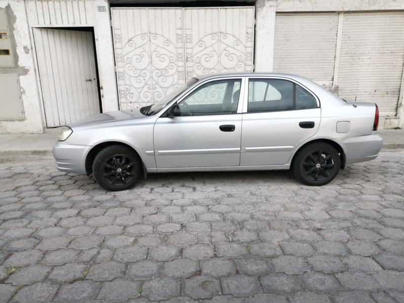 Hyundai Accent • 2005 • 999,999 km 10