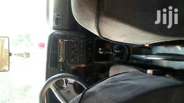 Volkswagen Golf • 2001 • 135,000 km 4