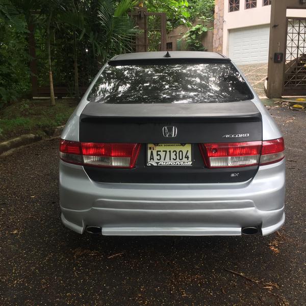 Honda Accord • 2005 • 105,583 km 2