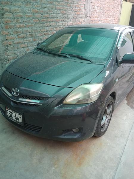 Toyota Yaris • 2008 • 189,000 km 4