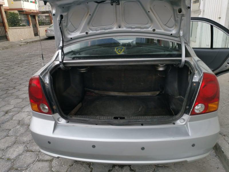 Hyundai Accent • 2005 • 999,999 km 2