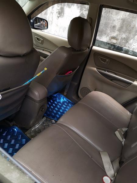 Hyundai Tucson • 2009 • 175,000 km 3