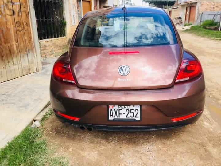 Volkswagen Beetle • 2017 • 27,200 km 7