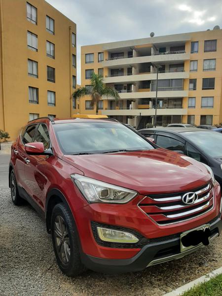 Hyundai Santa Fe • 2013 • 84,000 km 3