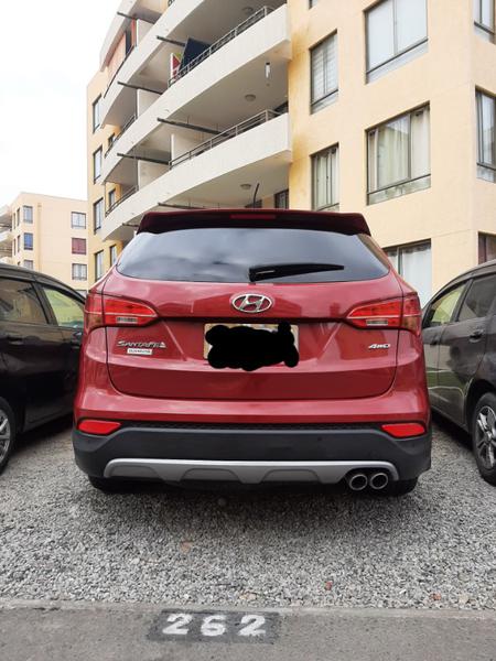 Hyundai Santa Fe • 2013 • 84,000 km 1