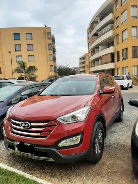 Hyundai Santa Fe • 2013 • 84,000 km 4