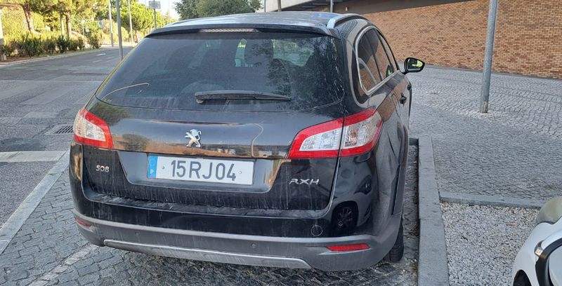 Peugeot 508 • 2013 • 240,000 km 2