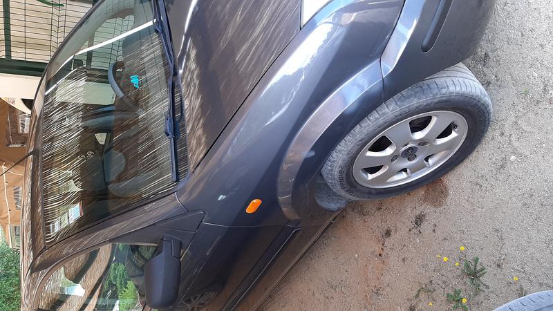 Ford Fusion • 2002 • 266,132 km 11