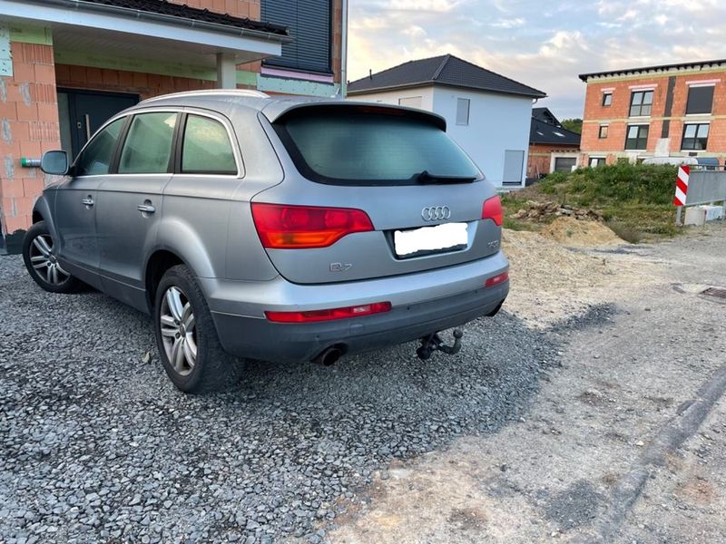 Audi Q7 • 2007 • 233,000 km 3