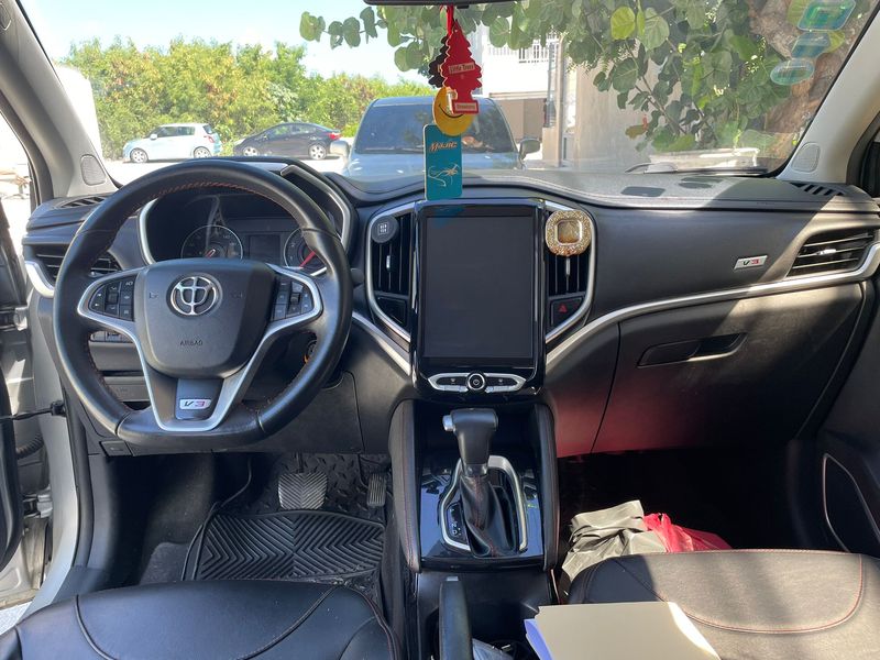 Brilliance V3 • 2020 • 105 km 3