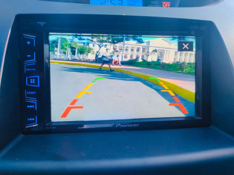 Hyundai Elantra • 2012 • 123,456 km 14