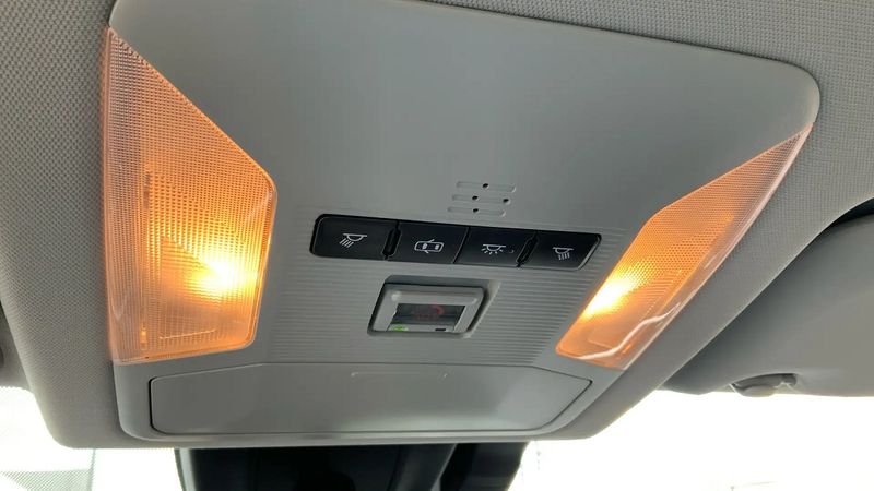 Toyota RAV4 • 2019 • 68,600 km 14