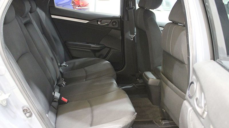 Honda Civic • 2019 • 58,075 km 6