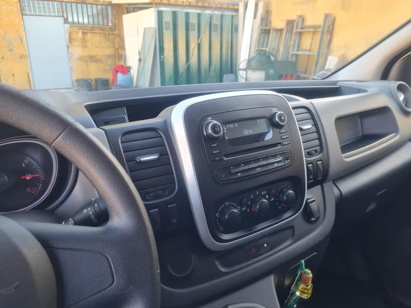 Renault Scénic • 2018 • 108,000 km 6