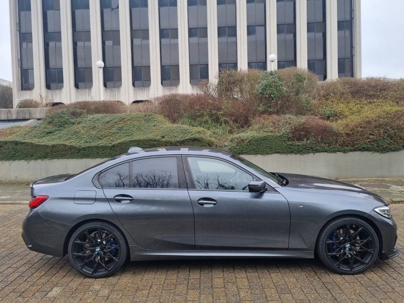 BMW 3 Series • 2020 • 72,400 km 4