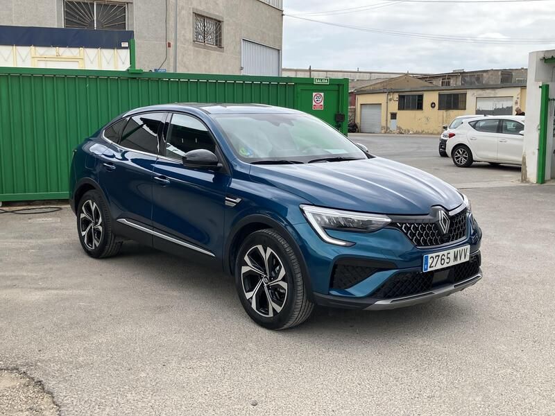 Renault Clio • 2024 • 3,800 km 7