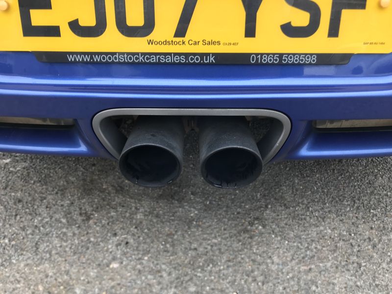 Porsche Cayman • 2007 • 90,000 km 3