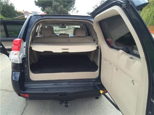 Toyota Land Cruiser • 2009 • 125,000 km 13