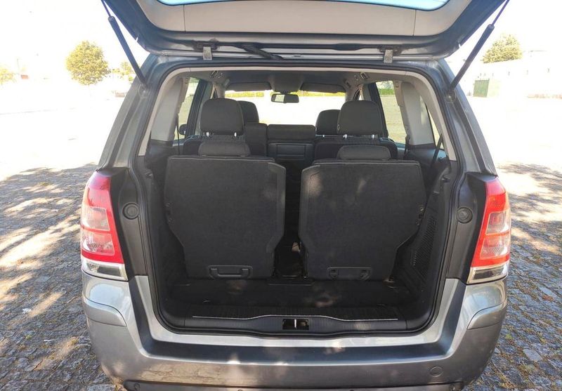 Opel Zafira • 2007 • 199,999 km 6