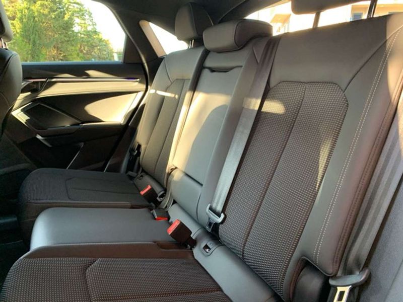 Audi Q3 • 2019 • 133,900 km 9