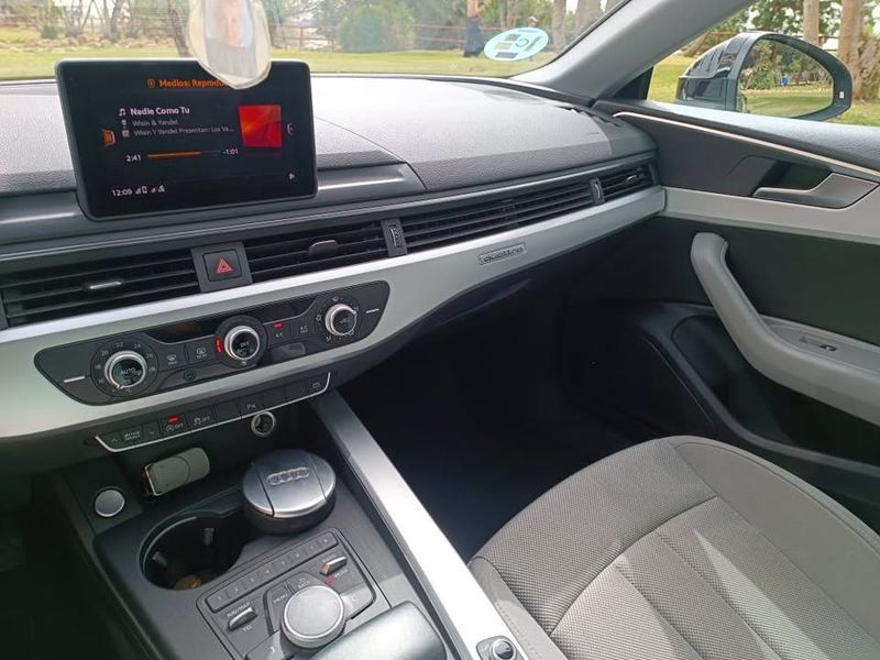 Audi A5 • 2017 • 97,000 km 5