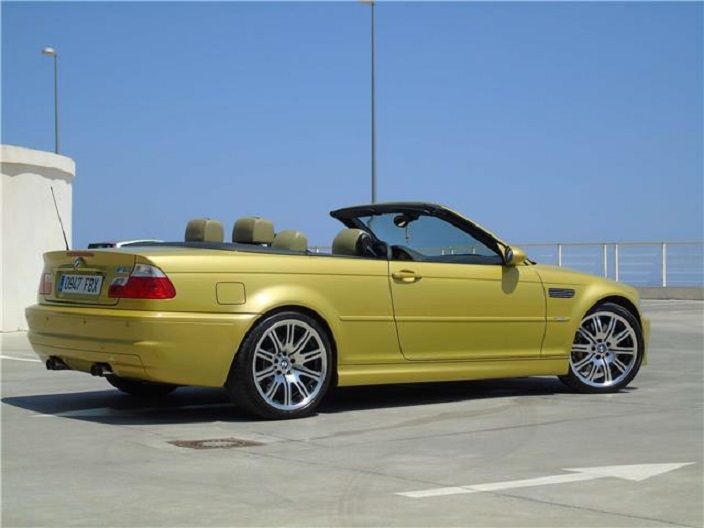 BMW M3 • 2002 • 186,000 km 11