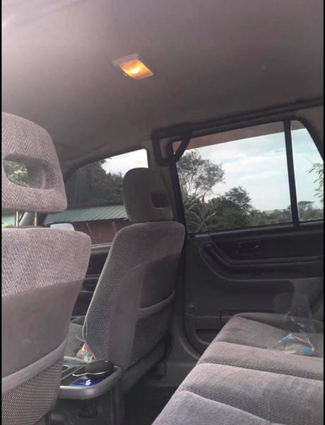 Honda CR-V • 2001 • 50,000 km 6