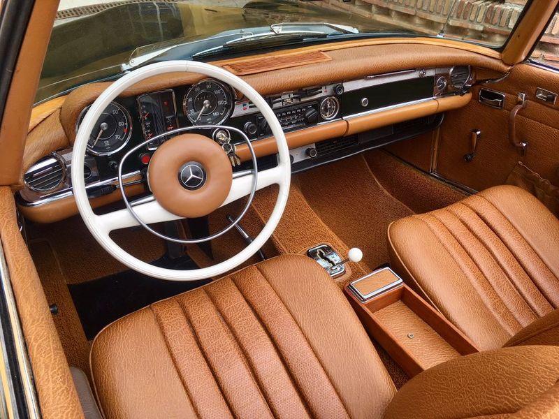 Mercedes-Benz SL-Class • 1969 • 80,000 km 5