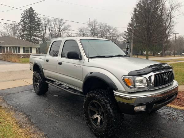 Toyota Tundra • 2002 • 12,800 km 1